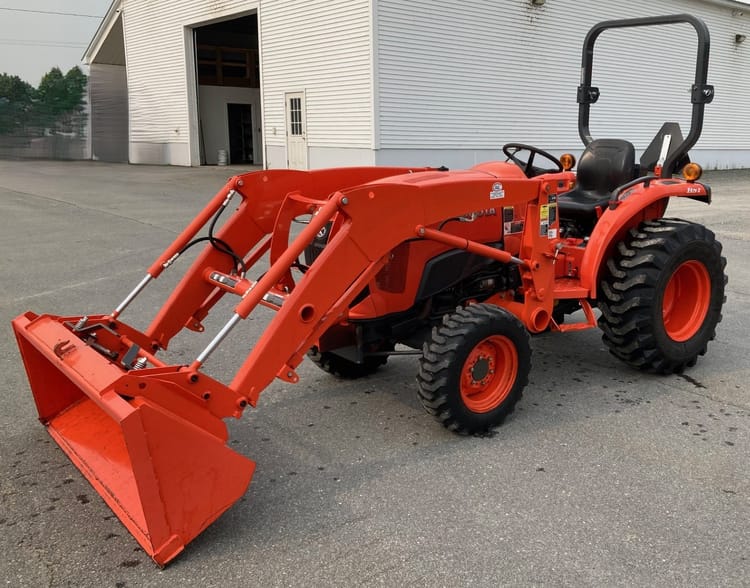 Kubota L3901HST – Used